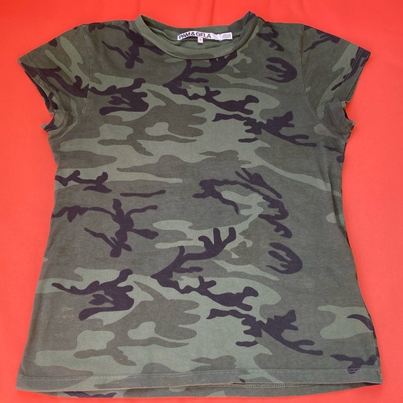 Pam & Gela Camo Basic Tee - Picture 5 of 6